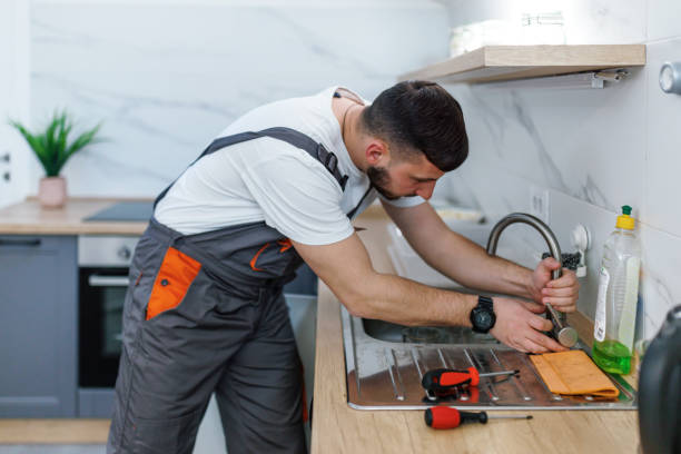 Best Faucet Repair  in Willowbrook, CA